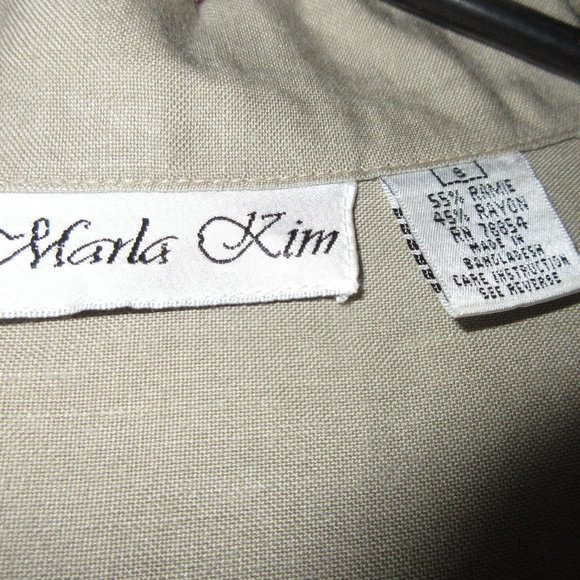 Small Tan Short Sleeve Blouse by MARLA KIM. - Picture 3 of 4